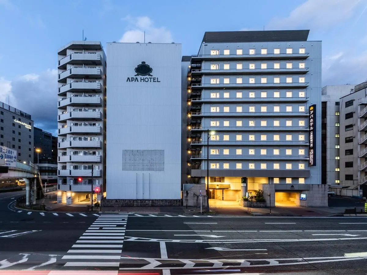 Apa Hotel Kyoto Eki Horikawadori 3*,